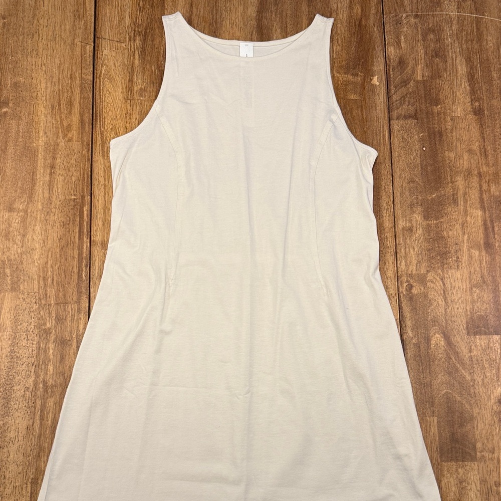 lululemon athletica Cream Scoop Neck Tank Top